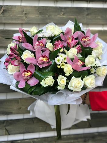 Букет цветов из: Розы и Хризантемы в Юрьевце