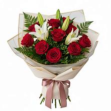 Букет цветов из:  Лилии и Розы в Юрьевце
