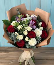 Букет цветов из:  Розы и Альстромерии в Юрьевце