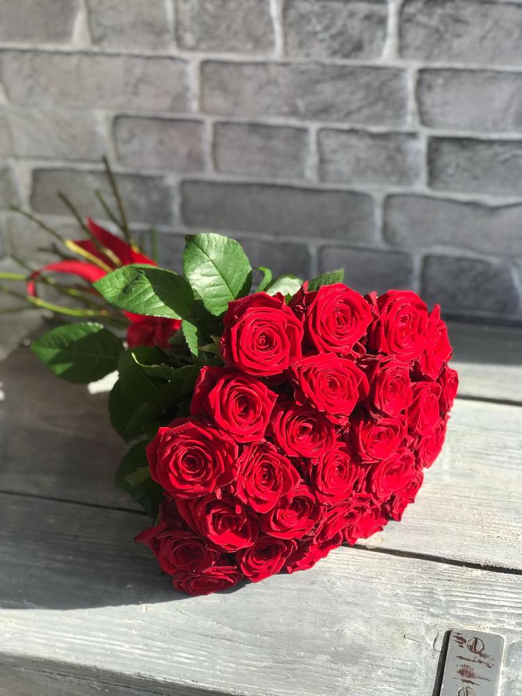 Букет Красные розы Фридом в Юрьевце
