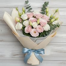 Букет цветов из:  Лизиантусы в Юрьевце