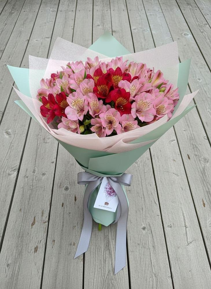 Букет цветов из: Альстромерии в Юрьевце
