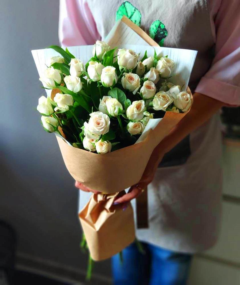 Букет цветов из: Розы в Юрьевце