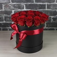 Цветочная композиция из Розы в шляпной коробке в Юрьевце