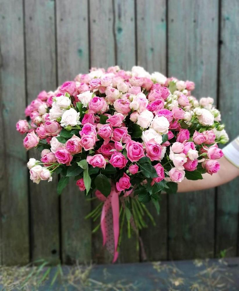 Букет Розовые кустовые розы Натали и Лав Лидия в Юрьевце
